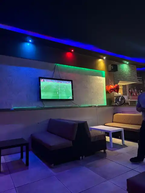 Lounge seating and atmosphere at Shisha Lounge Angelo Amsterdam